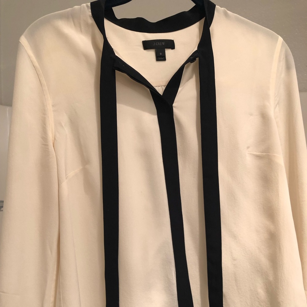 J crew silk blouse beige/off white color size 0